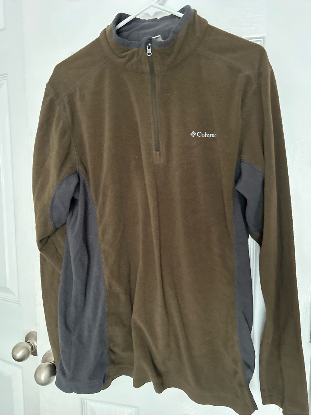 Columbia Olive and Gray Quarter-Zip Fleece Jacket